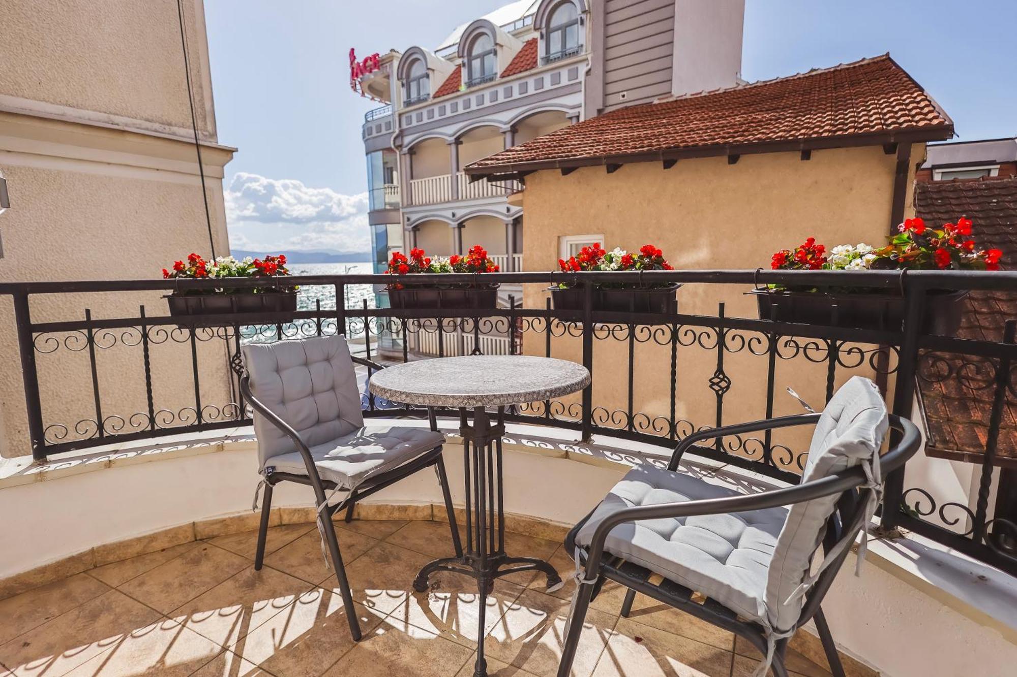 Ammotti Hotel Ohrid Exteriör bild
